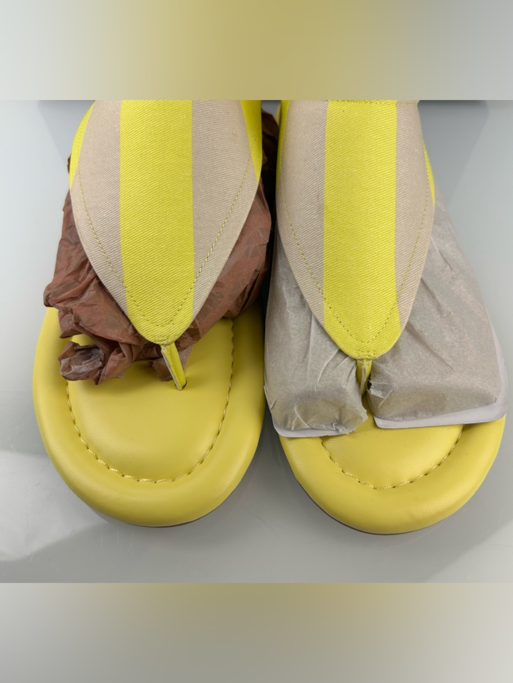 Franco Sarto Jocelyn Sz 11M Bright Neon Yellow Slingback Sandals Open Toe Thong - Picture 3 of 16